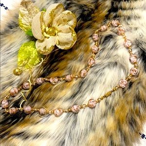 Gorgeous necklace